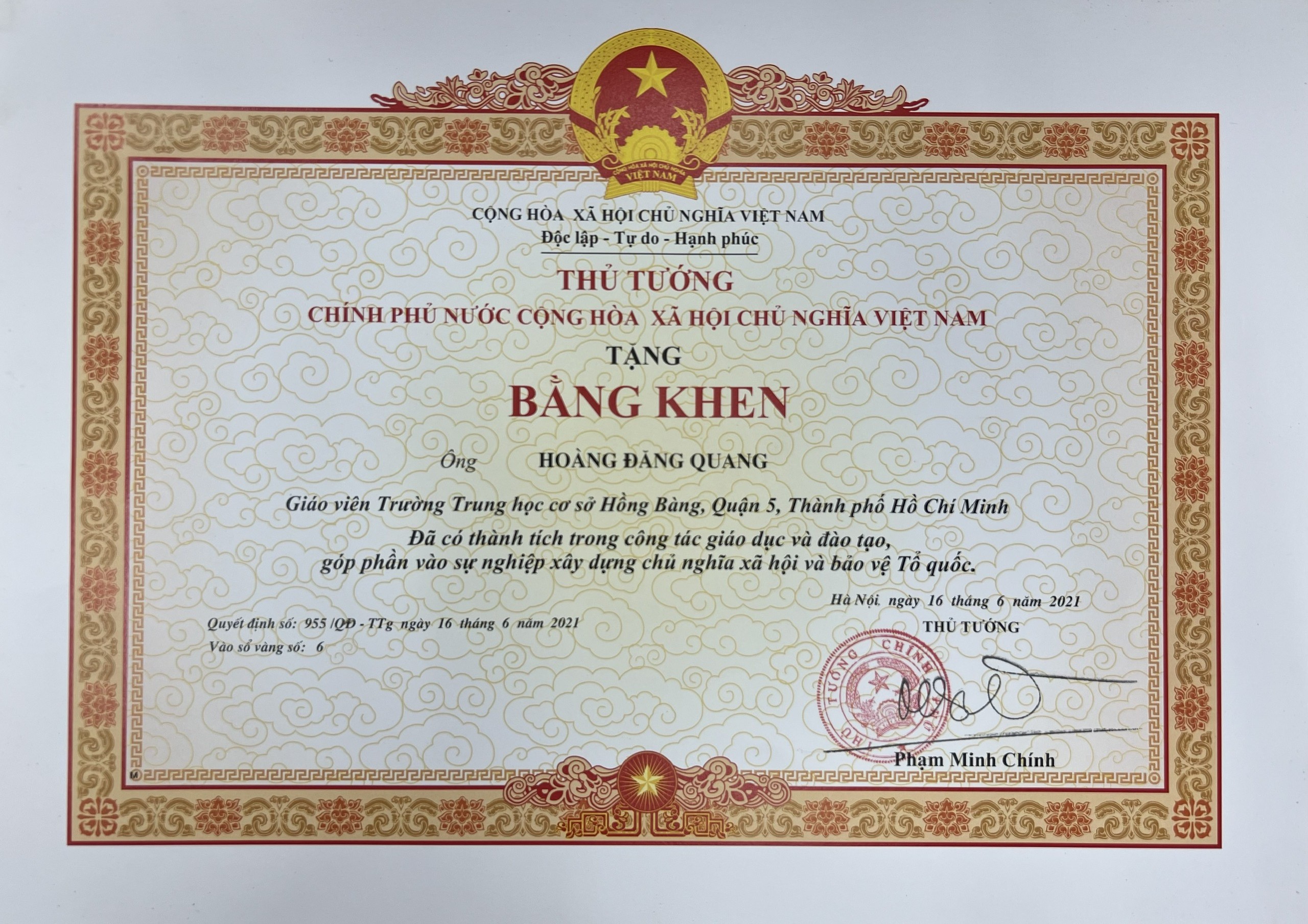 Bằng khen thủ tướng chính phủ vì sự nghiệp giáo dục